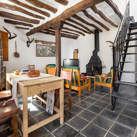 Casa Rural El Fuerte De Atabuey Тревелес Екстер'єр фото